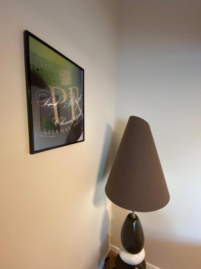 Cocon En Champagne Apartment Epernay Luaran gambar